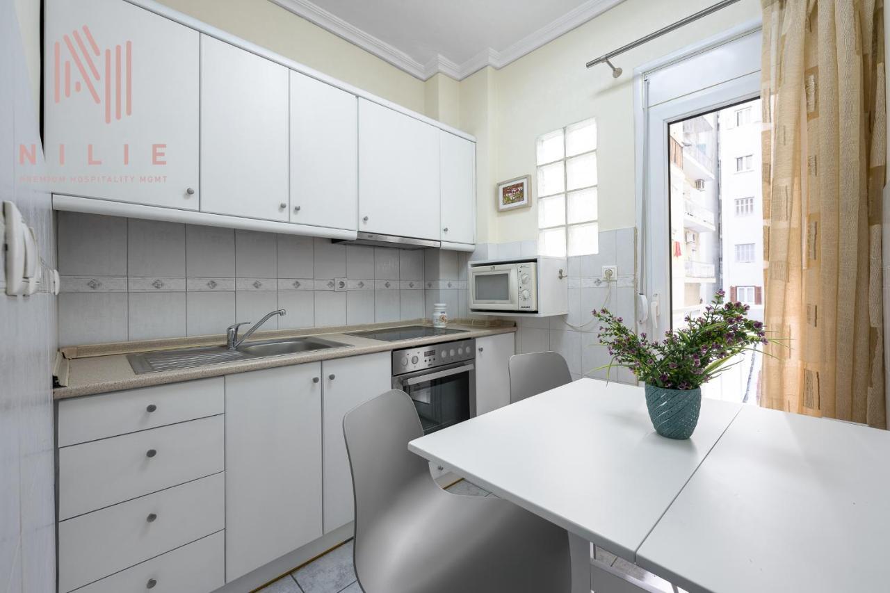 Ferienwohnung Little Paris, Nilie Hospitality Mgmt Thessaloniki Exterior foto
